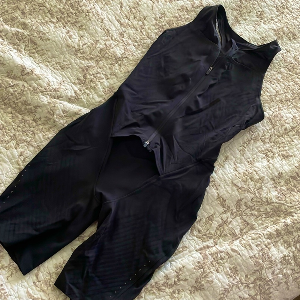 *NWOT* lululemon SenseKnit Running One-Piece